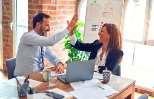 大美圣象 双喜临门，再获“最佳雇主品牌”奖，董事长陈建军荣获年度最具社会责任企业家称号